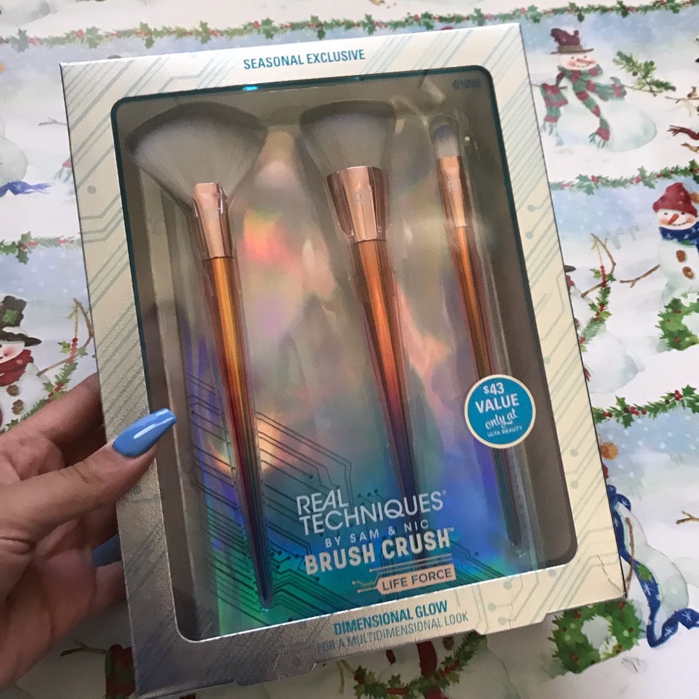 MUST GO! Real Techniques Dimensional Glow Set